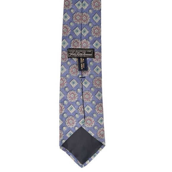 SAKS FIFTH AVENUE MENS SILK TIE LT BLUE WITH DESIGN - Picture 3 of 3